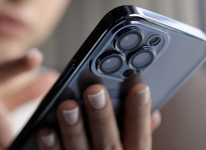 iPhone 17 vs 17 Pro Max porównanie