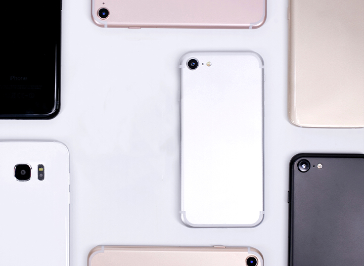 iphone 12 mini vs se 2020