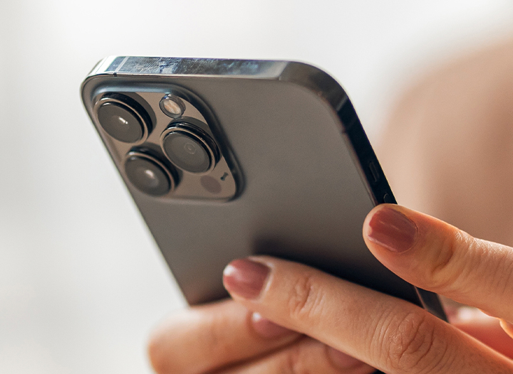 iPhone 13 pro czy 12 pro – który wybrać w 2026 roku?