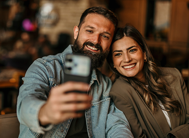 Najlepszy telefon do selfie – ranking TOP 7 w 2026